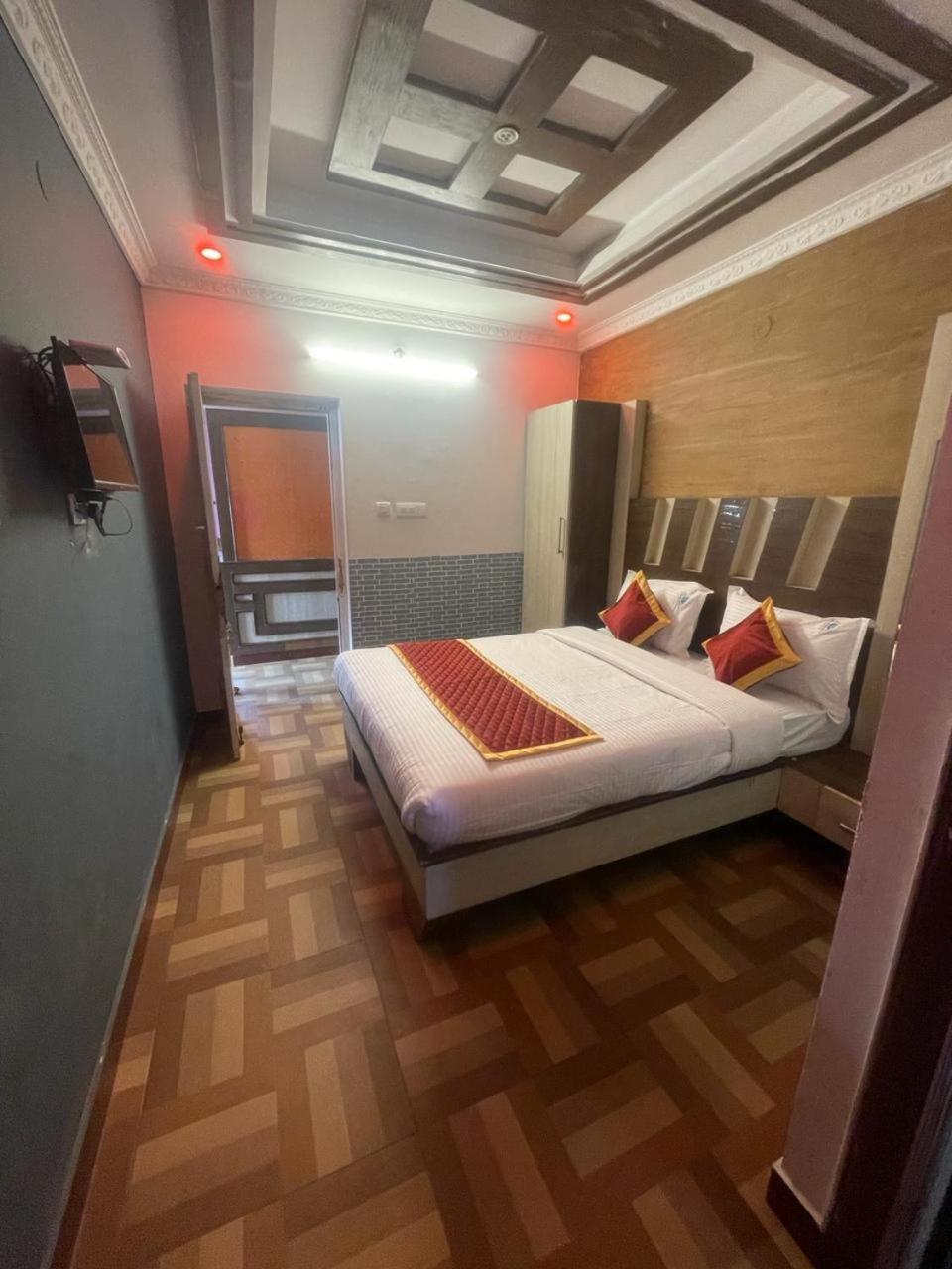 Hotel Ooty Vpr Residency Extérieur photo